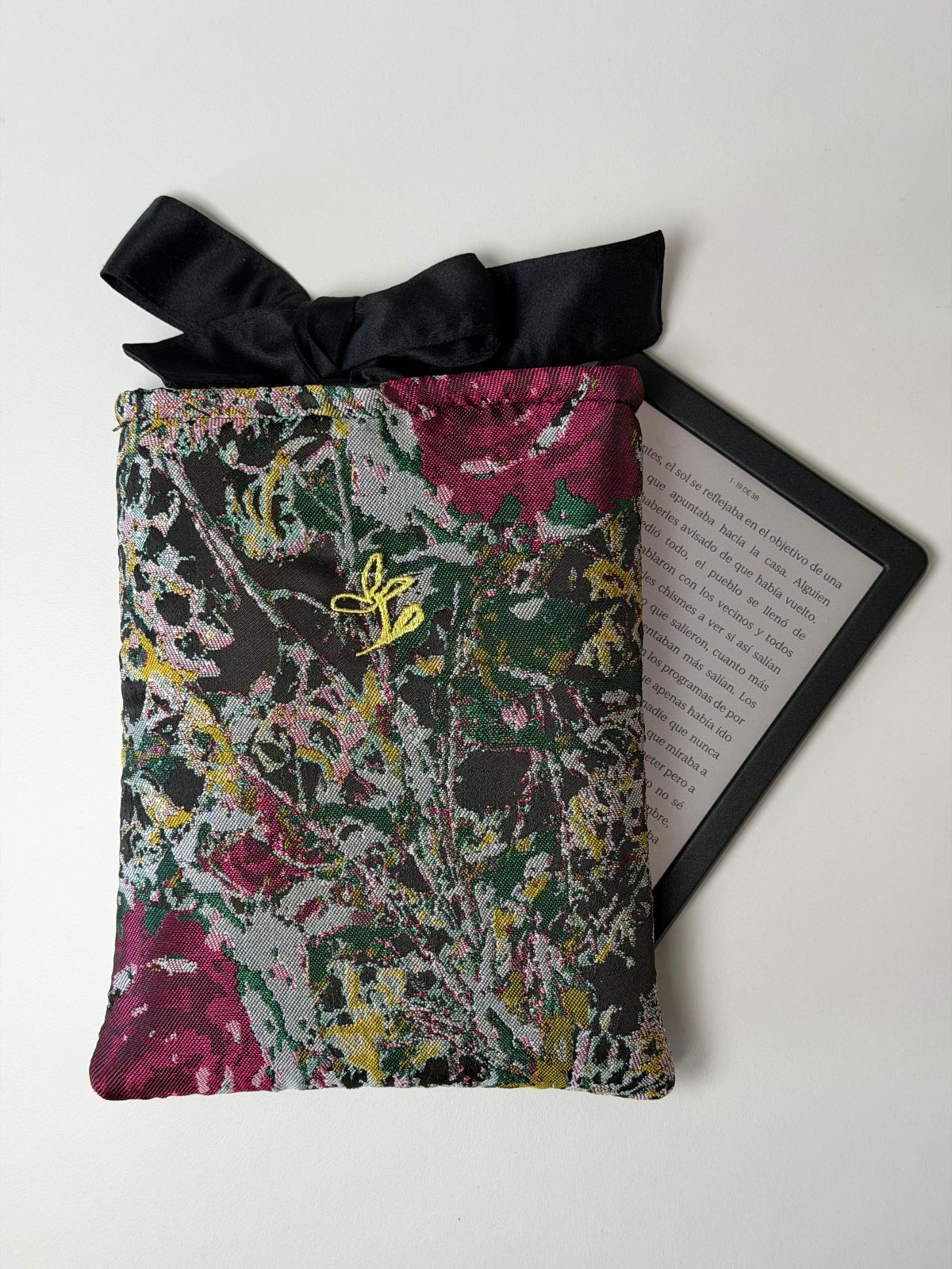Funda de ebook Ágatha rosas